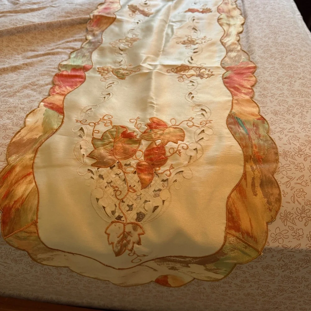 Fall Autumn Maple Leaf Table Runner and 8 Placemats Set Embroidered Cutout Cream
